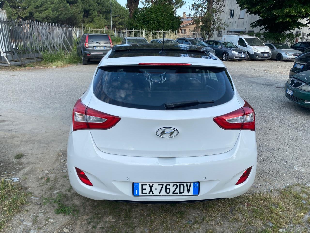 Hyundai i30 1.6 CRDi 128 CV 5p. Style+ A/T