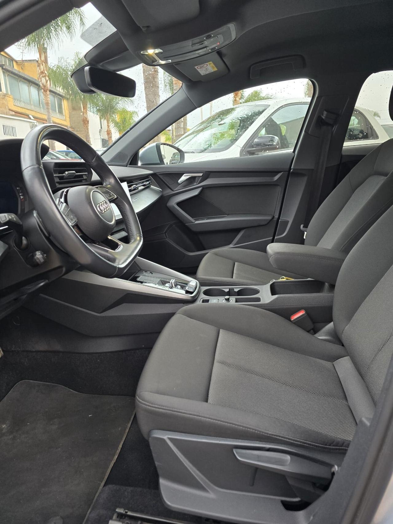 Audi A3 Sportback 35 2.0 tdi 150 Advanced S-Tronic Cockpit