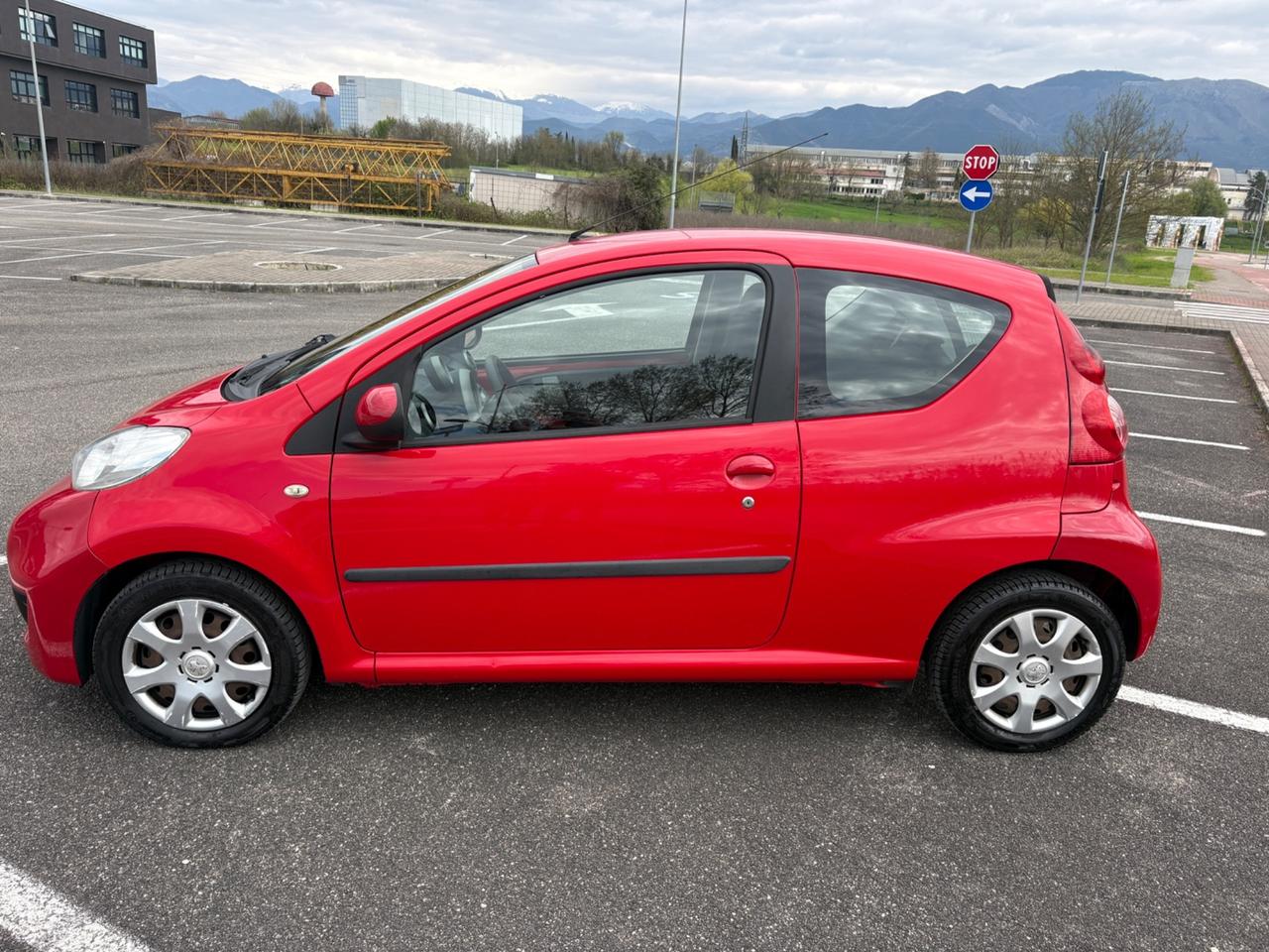 Peugeot 107 1.4 HDI*2009*OK NEOPATENTATI