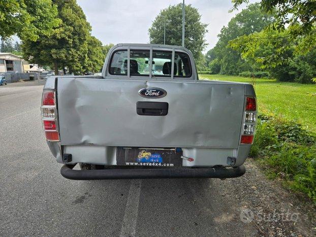 Ford Ranger 2.5 TDCi Super Cab XL 4p.ti