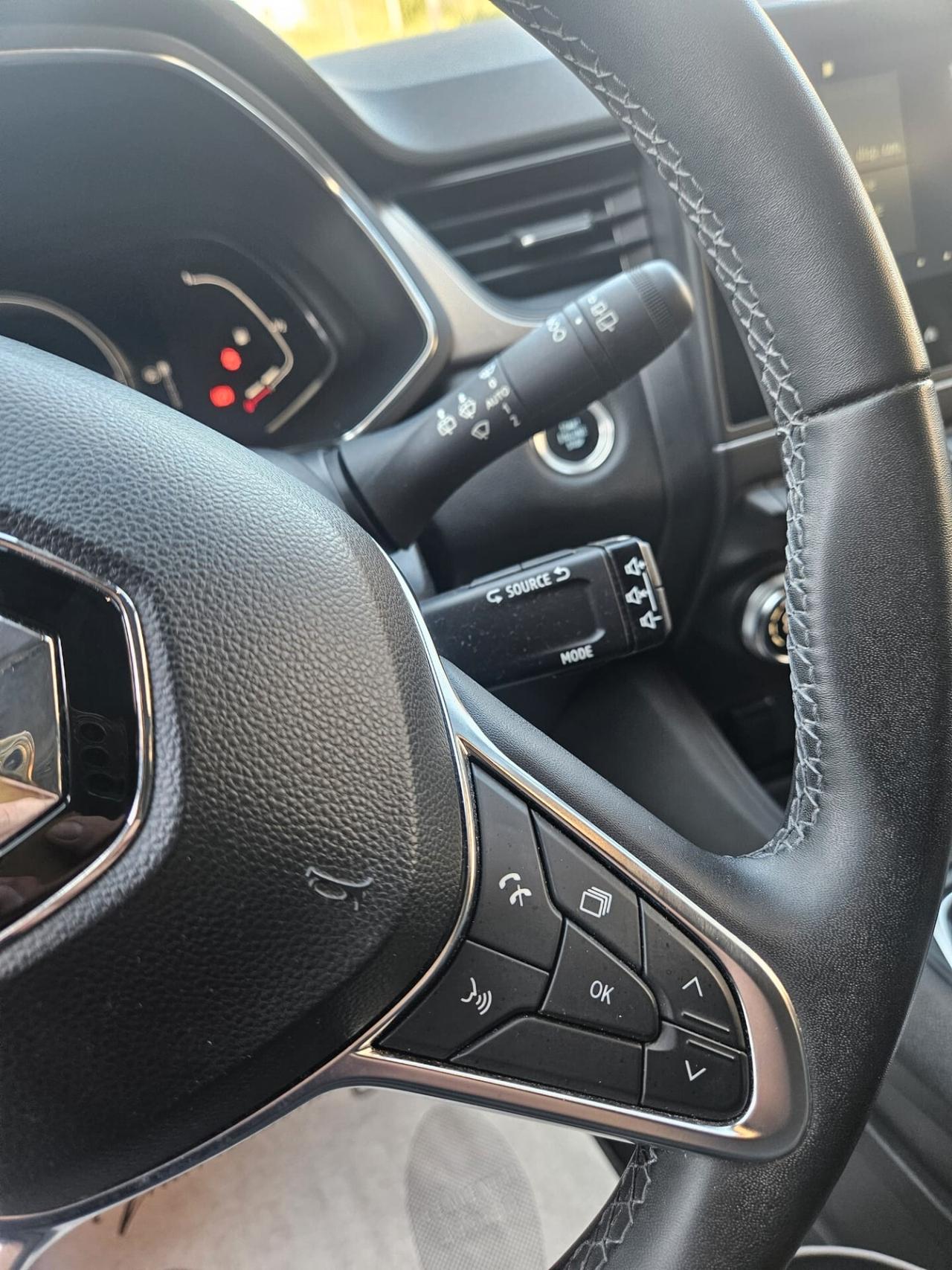 Renault Captur 1.6 E-Tech hybrid 2022