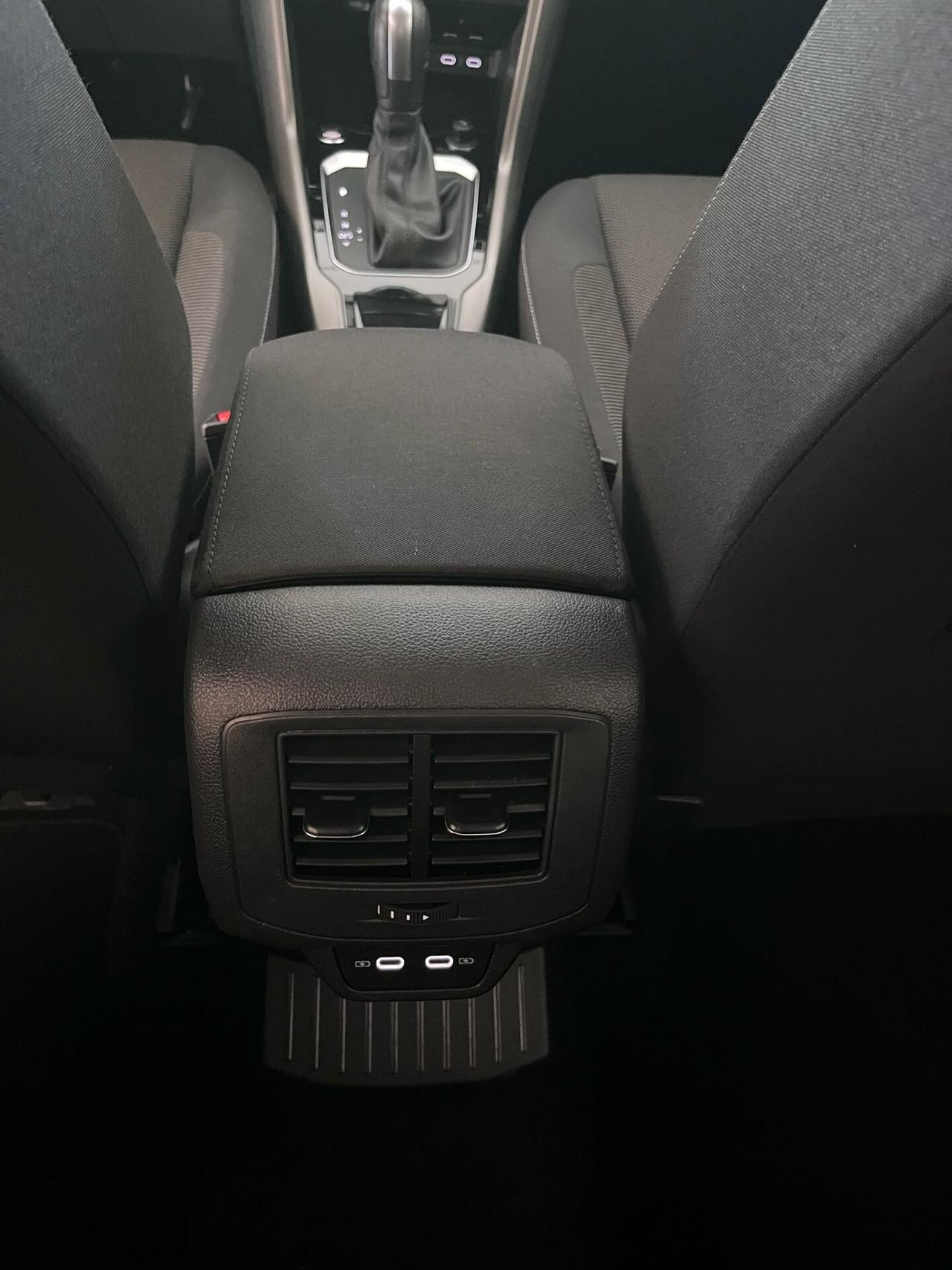 Volkswagen T-Roc 2.0 TDI SCR 150 CV DSG Business BlueMotion Technology