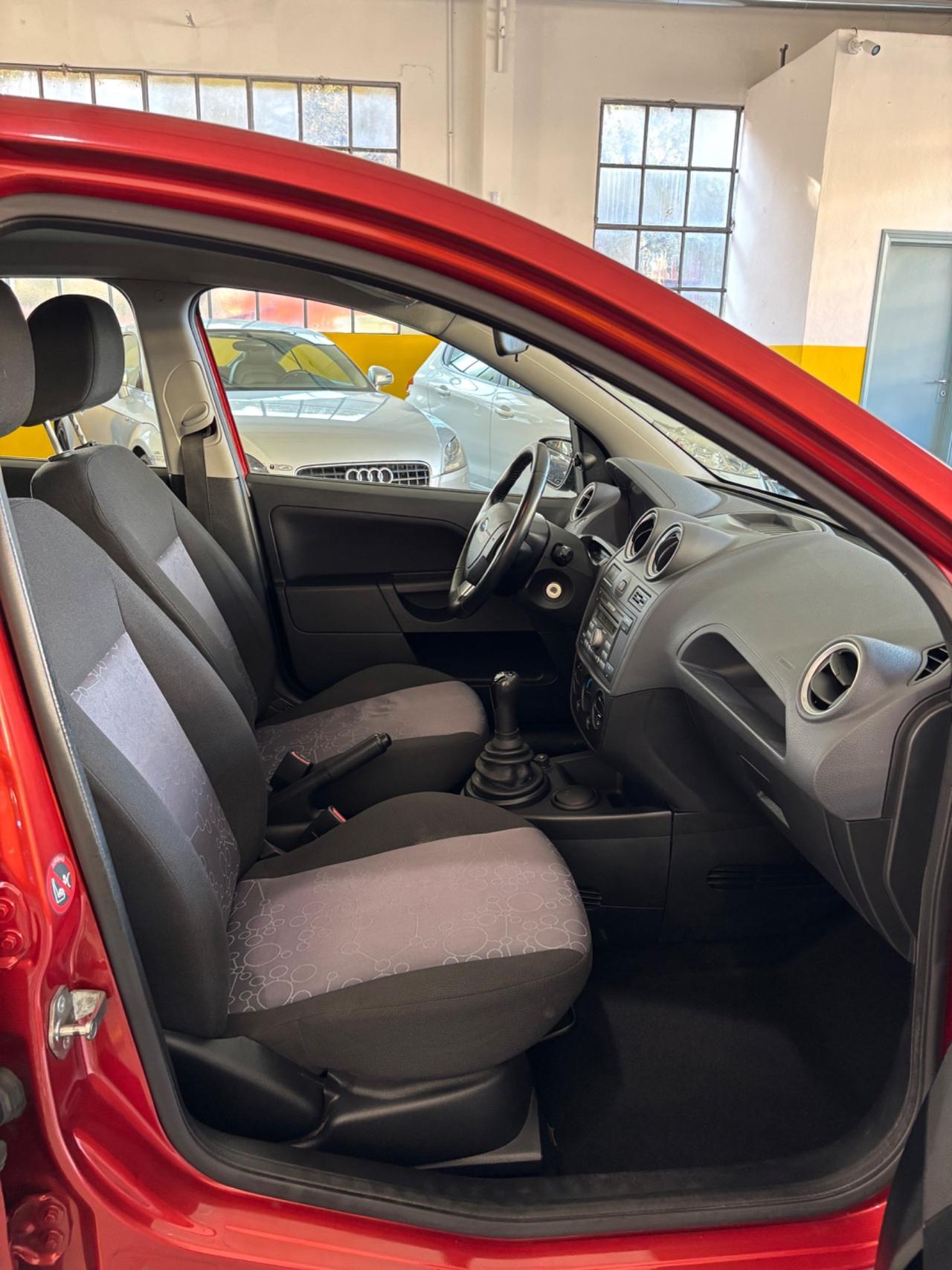 Ford Fiesta 1.4 TDCi 5p. Ghia