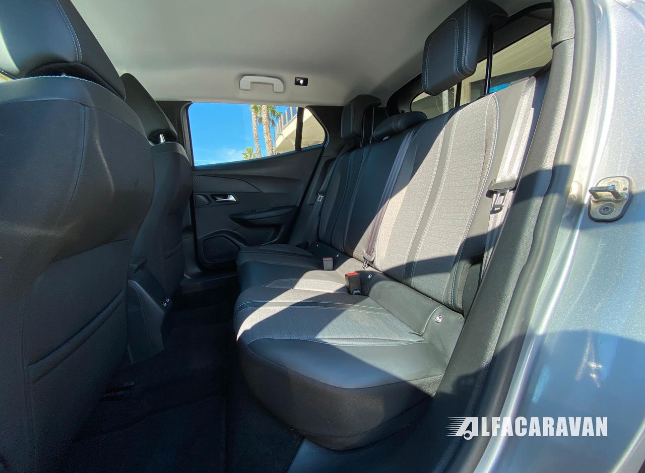 Peugeot 2008 1.2 puretech Allure