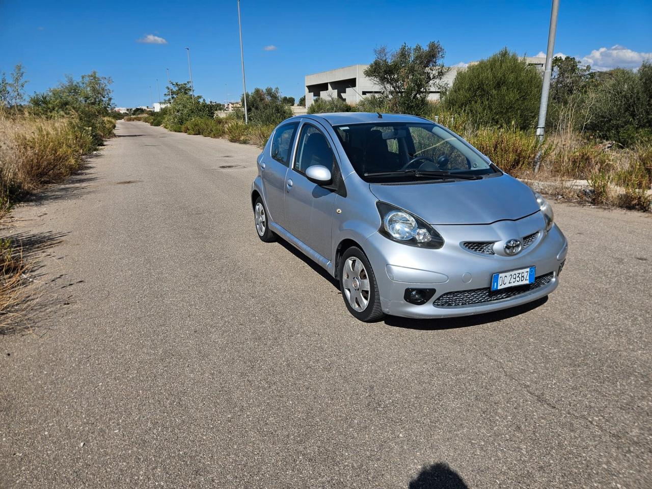 Toyota Aygo 1.0 12V VVT-i 5 porte Sol