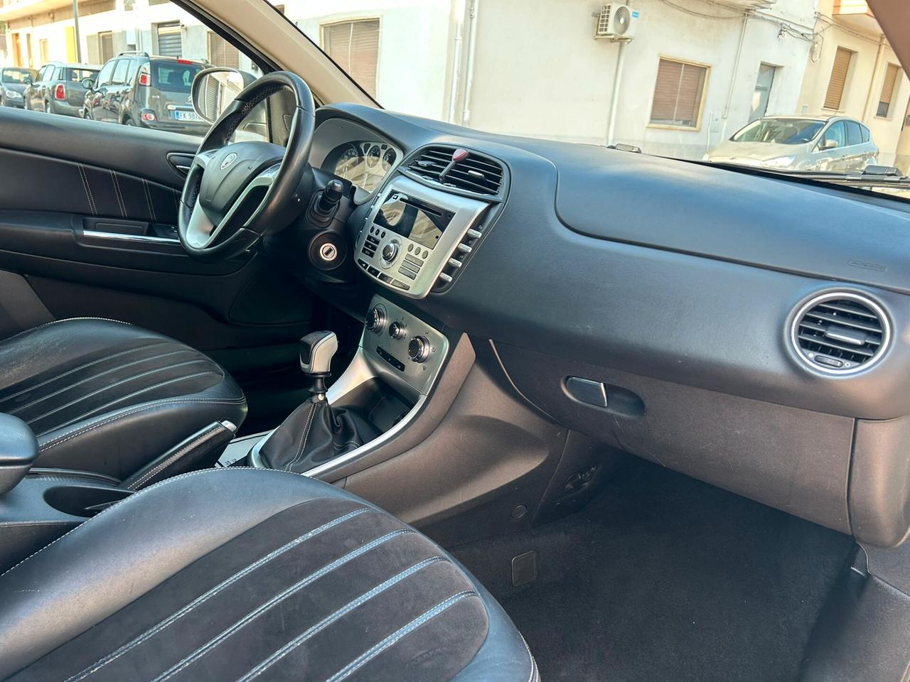 Lancia Delta 1.6 MJ 120 Cv GOLD - 2011