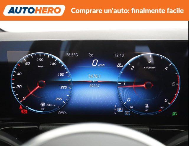 MERCEDES-BENZ GLA 200 d Automatic Premium