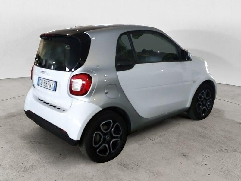 smart fortwo 004299 EQ Passion