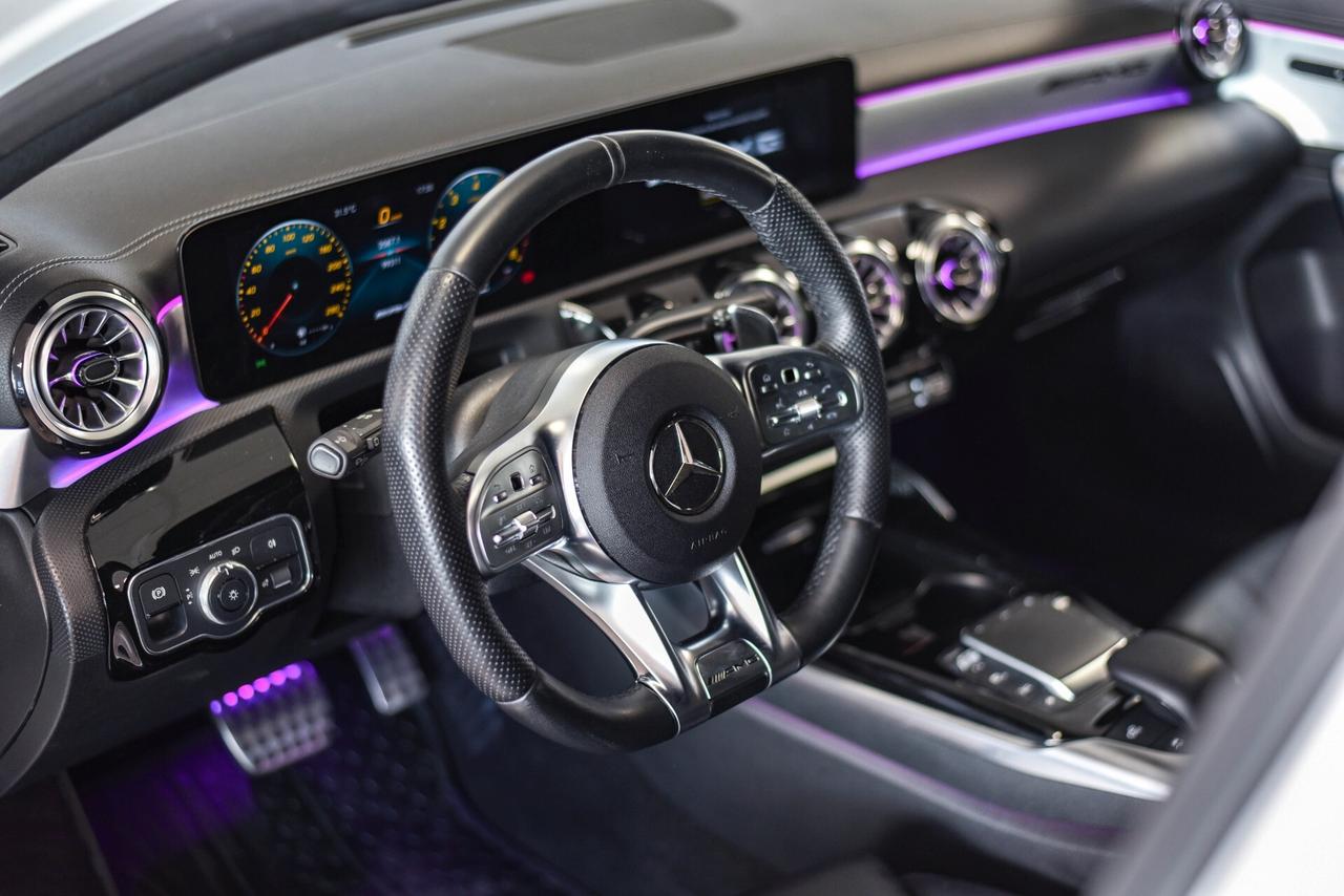 Mercedes-benz A 35 AMG 4matic auto