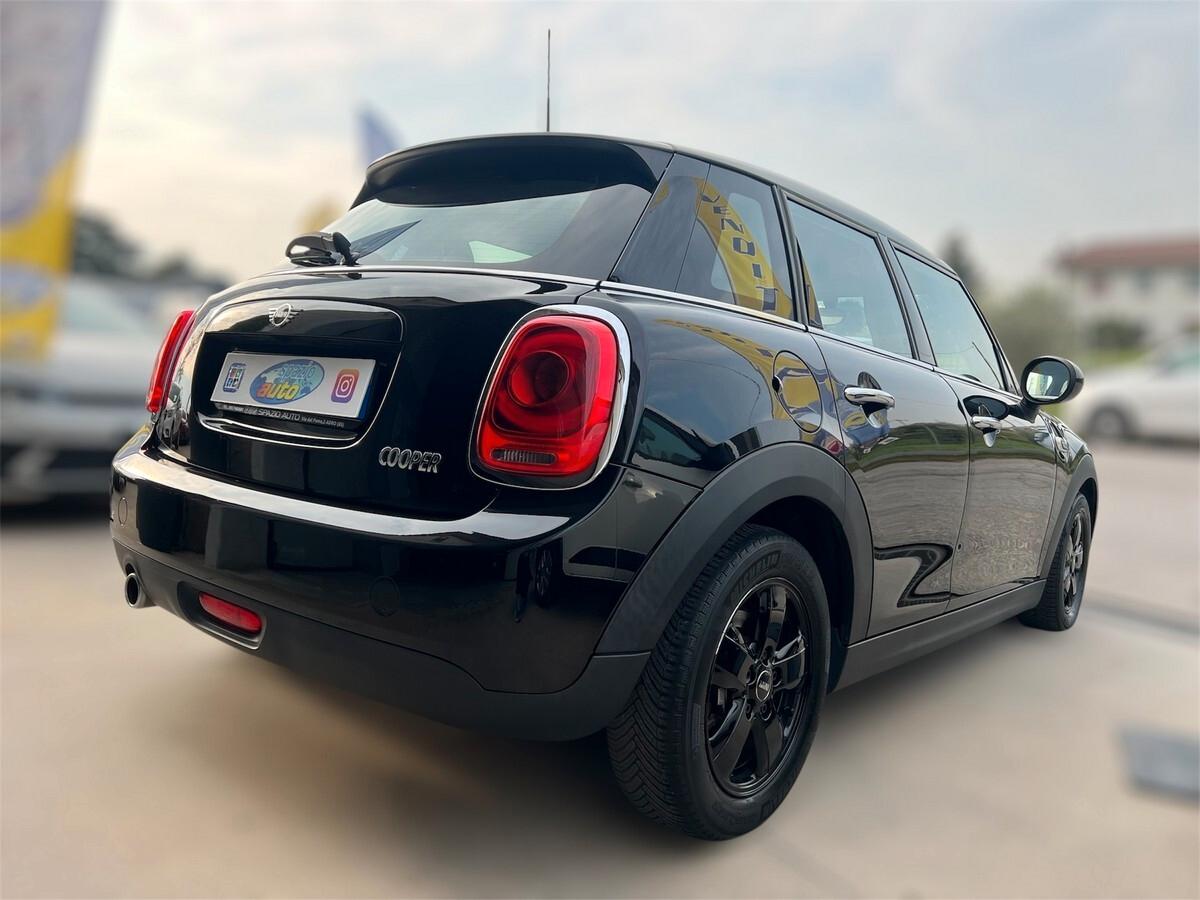 Mini 1.5 One / AUTOMATICA / 5 PORTE / NO NEOPATENTATI / IN ARRIVO