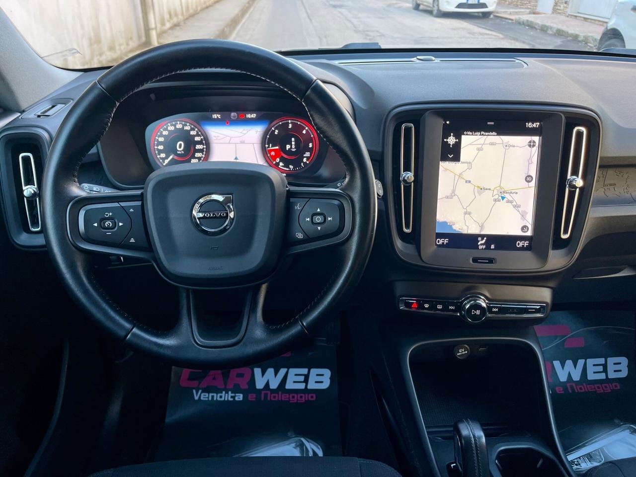 VOLVO XC40 D3 Geartronic Momentum 2020