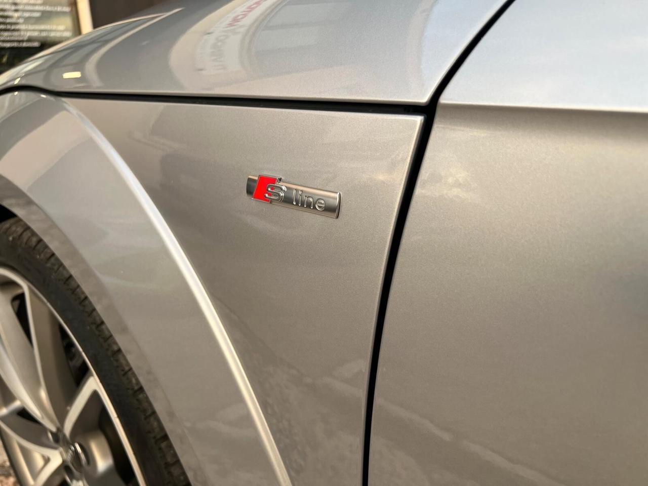 Audi TT Coupé 2.0 TFSI S tronic Sline AKRAPOVIC