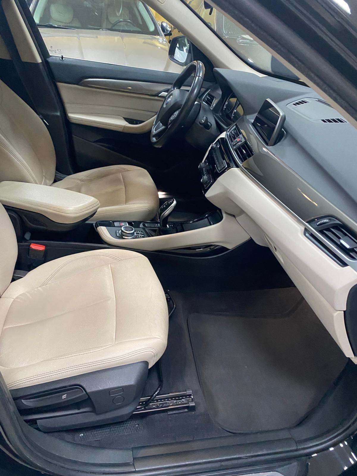 BMW X1 sDrive18d xLine “TETTO/NAV/RETR/PELLE”-2019