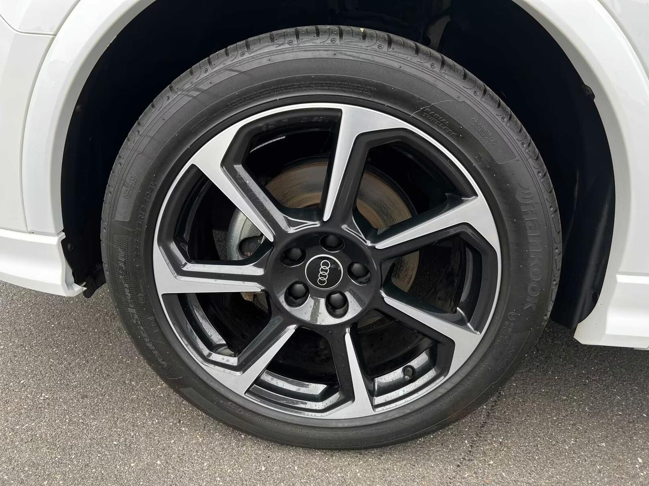 Audi Q3 35 TFSI S line edition