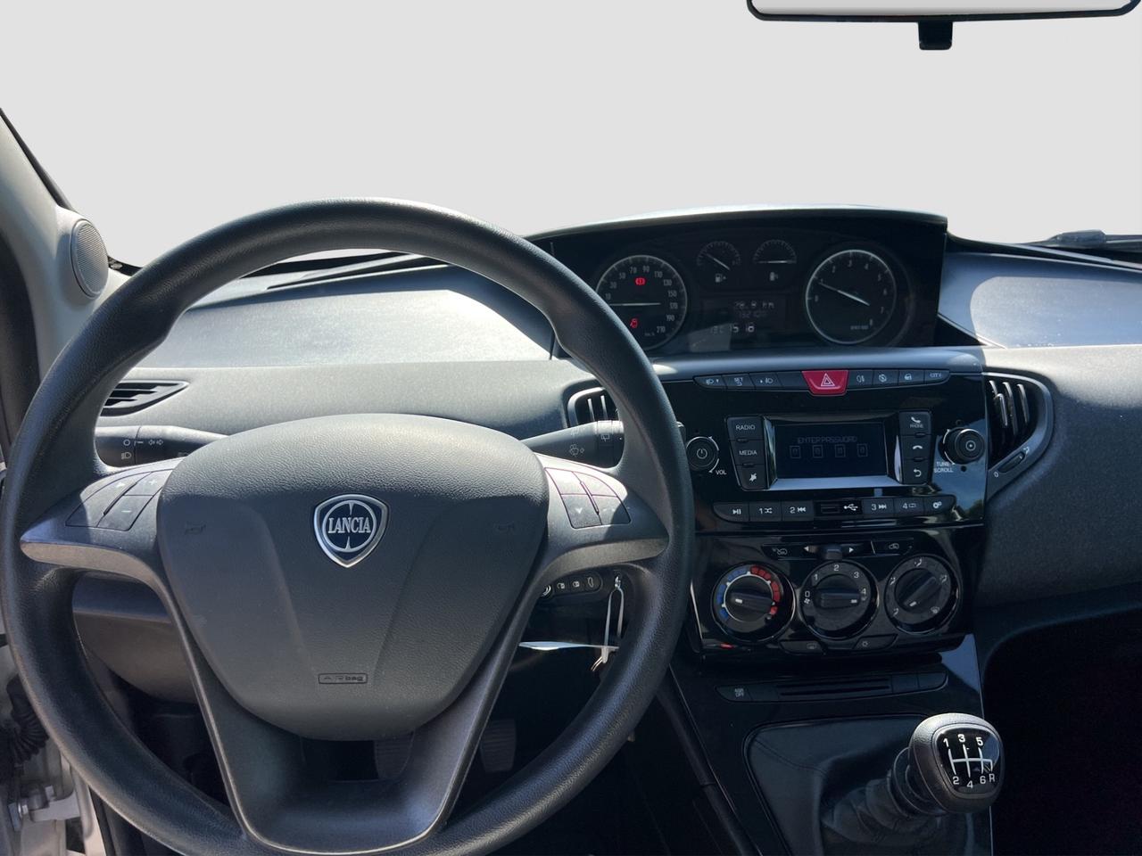 Lancia Ypsilon 1.0 FireFly 5 porte S&S Hybrid Ecochic Gold