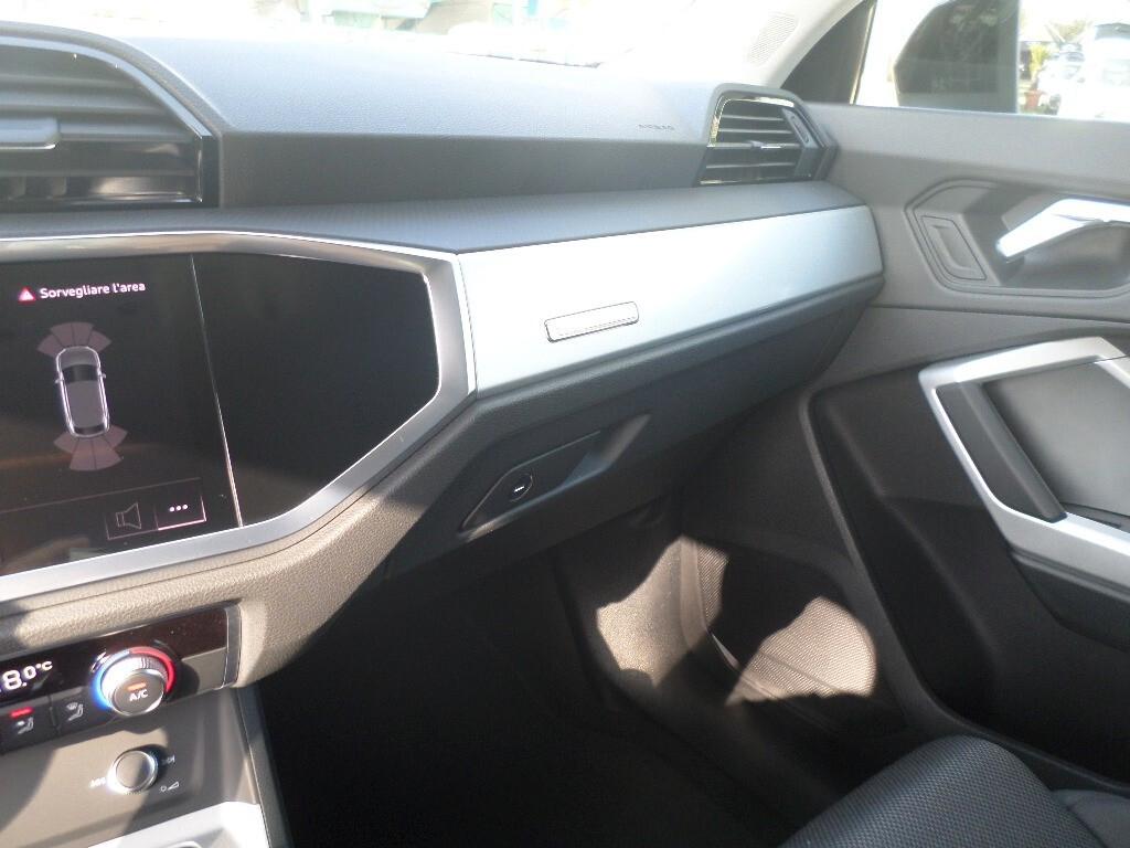 Audi Q3 35 TDI S tronic S line edition