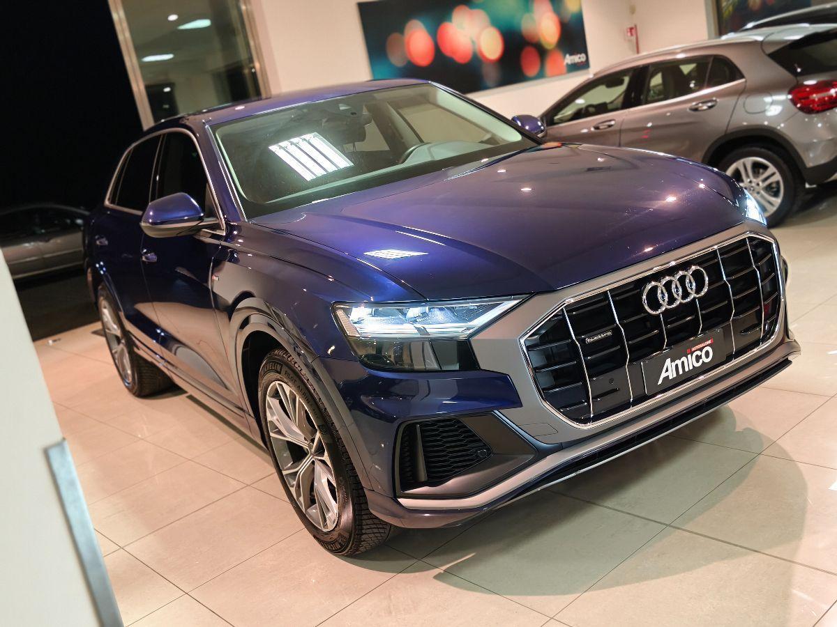 AUDI Q8 50 TDI 286 CV quattro S-LINE