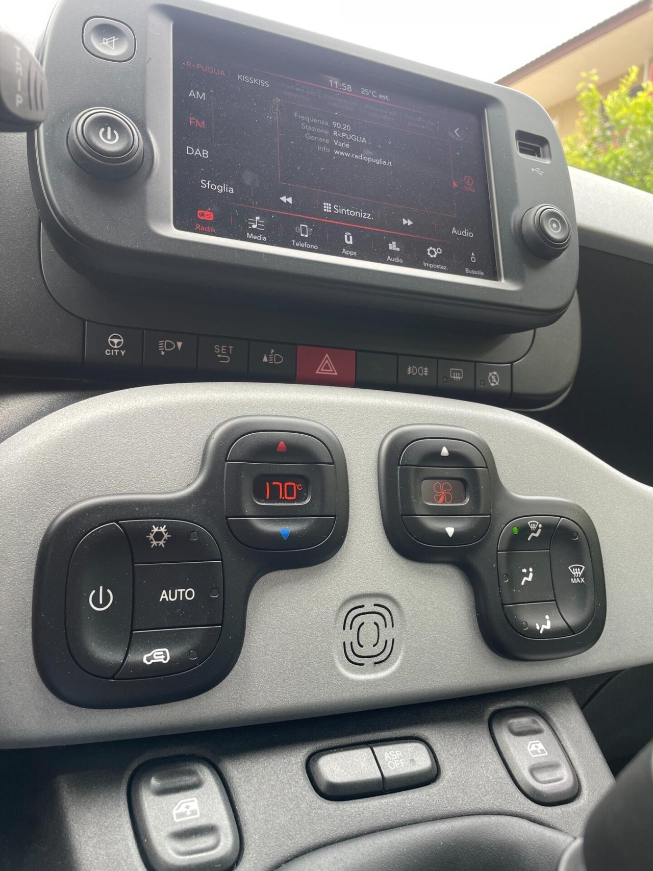 Fiat Panda 1.0 FireFly S&S Hybrid City Cross
