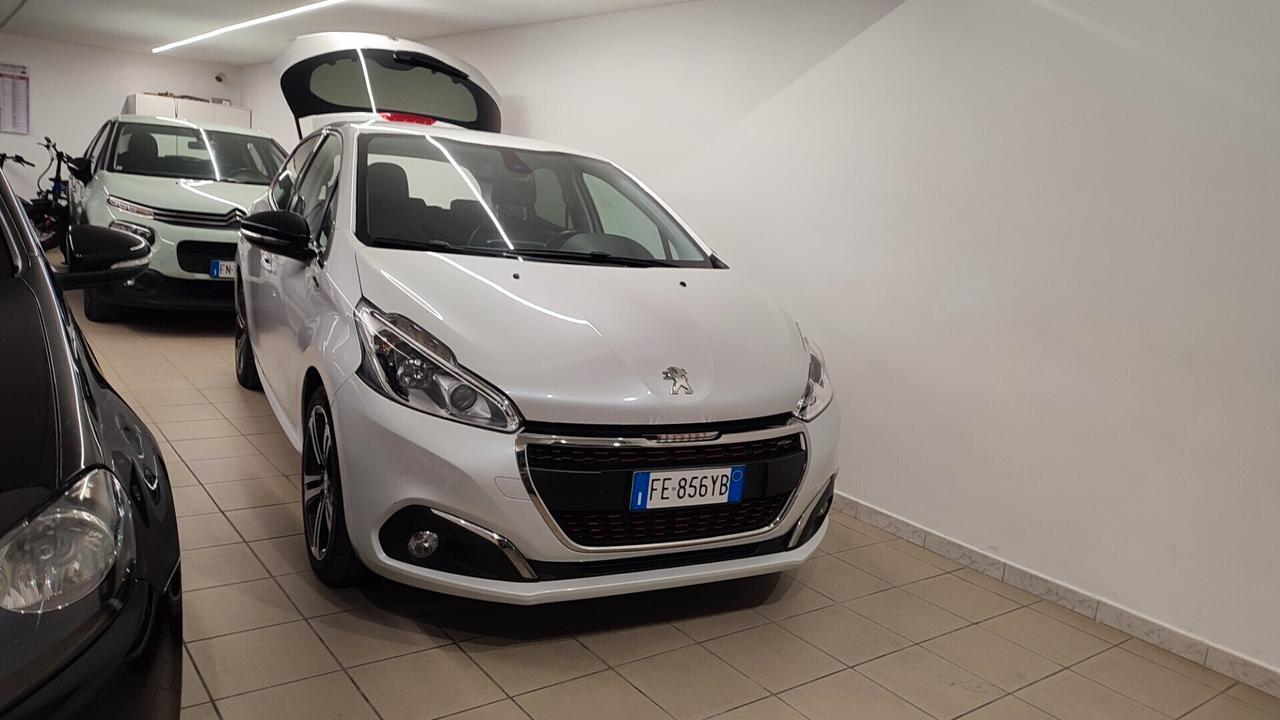 Peugeot 208 BlueHDi 100 5 porte GT Line