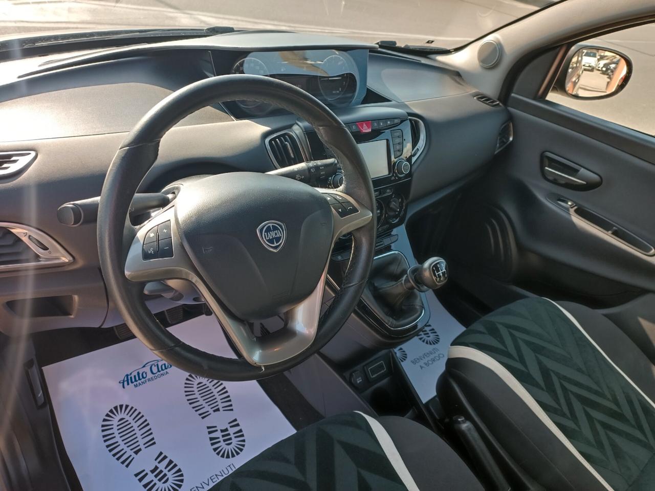 Lancia Ypsilon 1.2 69 CV 5 porte GPL Ecochic Platinum