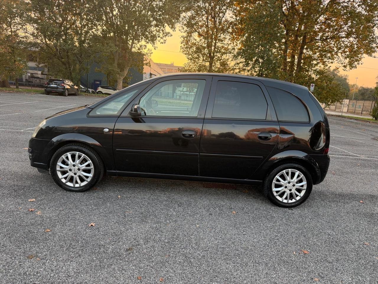 Opel Meriva 1.4 16V GPL-TECH Enjoy