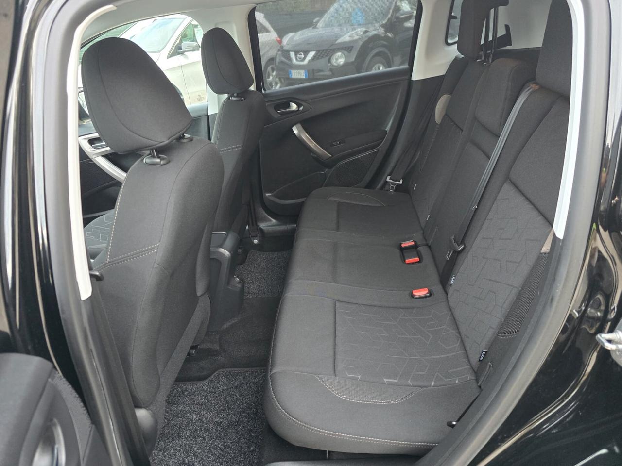 Peugeot 2008 BlueHDi 100 Active 2016 garanzia