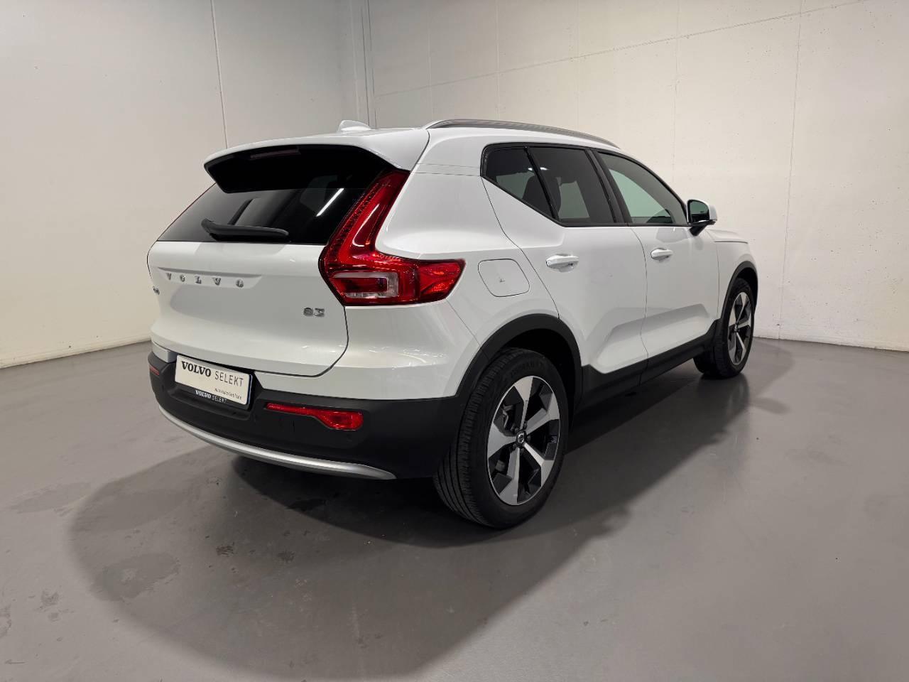 VOLVO XC40 T2 CORE AUTO