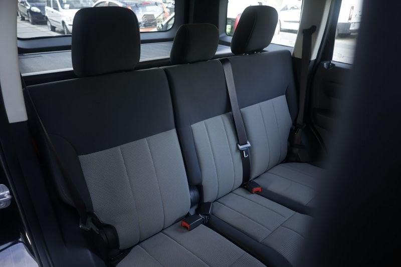 Dodge Nitro Dodge Nitro 2.8 CRD DPF SE 4WD 130KW ANNO 2008