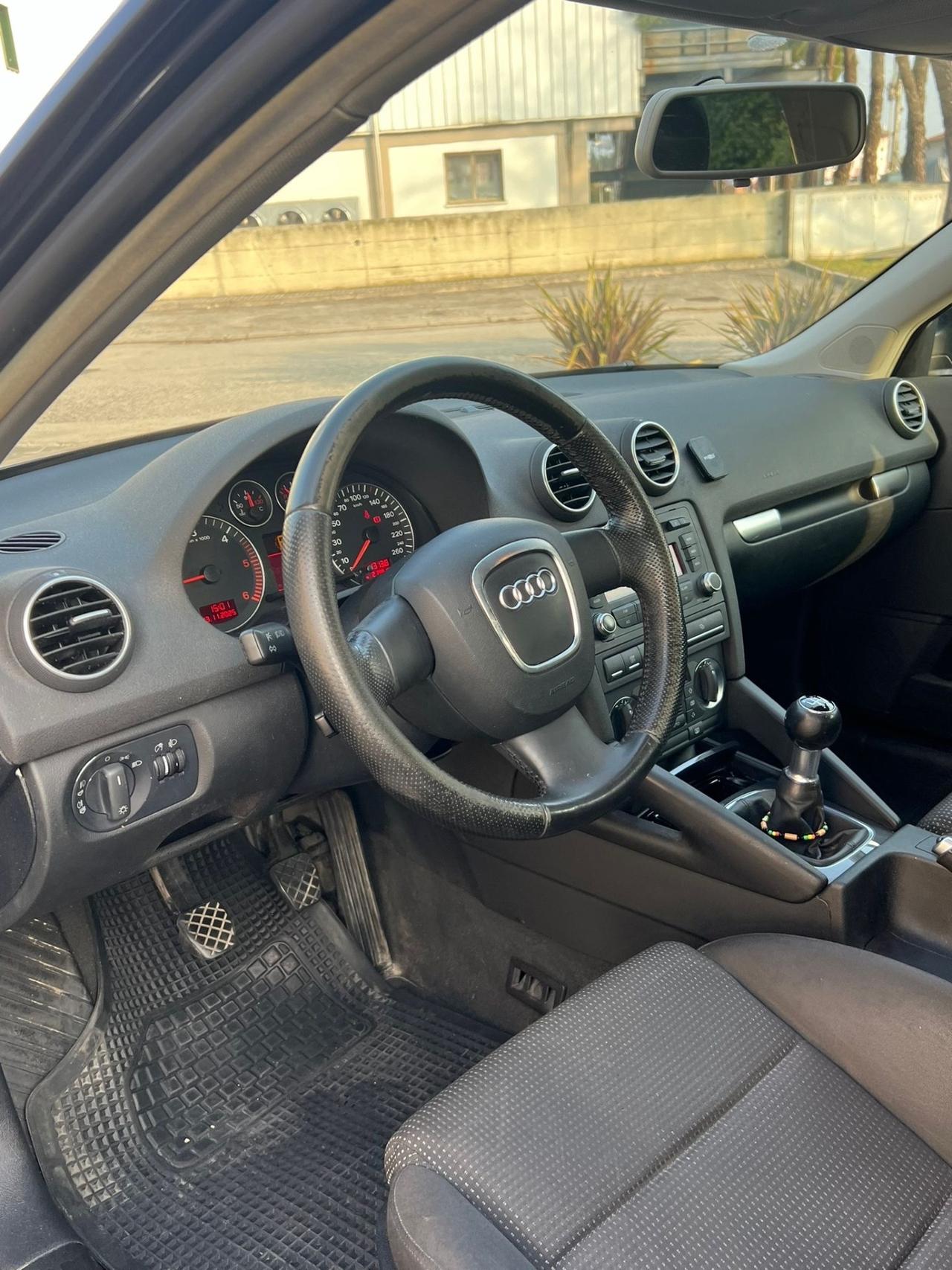 Audi A3 2.0 16V TDI Ambiente