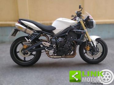 TRIUMPH Street Triple 675 Triple