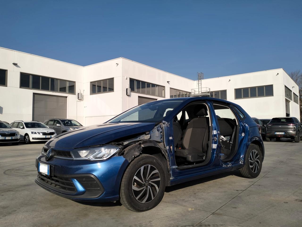 Volkswagen Polo 1.0 TSI 95 CV - SINISTRATA