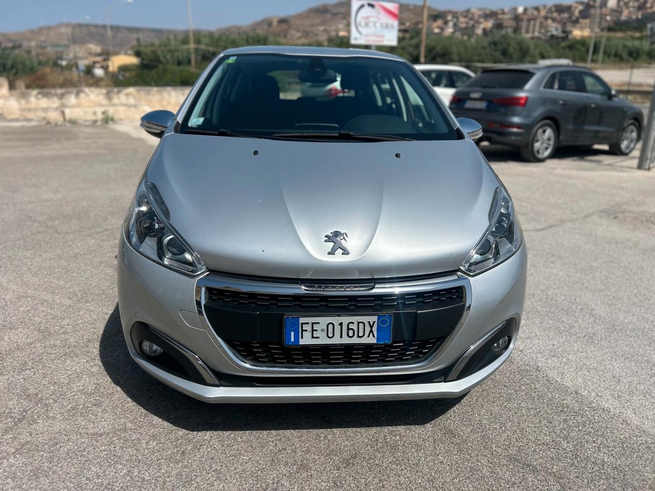 Peugeot 208 BlueHDi 100 5 porte Allure 2016