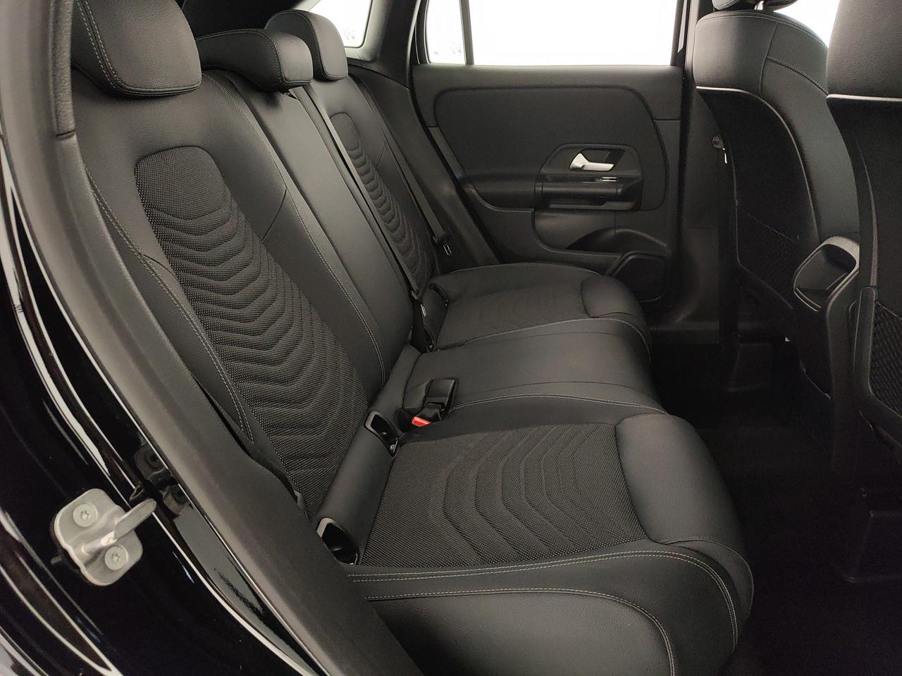 Mercedes-Benz GLA 180 d Advanced auto