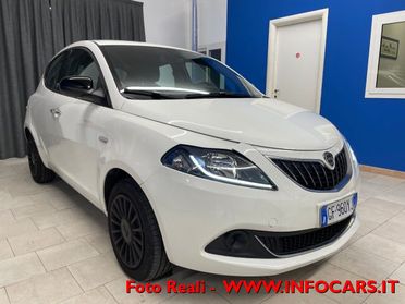 LANCIA Ypsilon 1.0 FireFly 5 porte S&S Hybrid Ecochic Silver