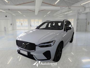 Volvo XC60 B4 197+14 CV Mild Hybrid Diesel Automatico R-Design