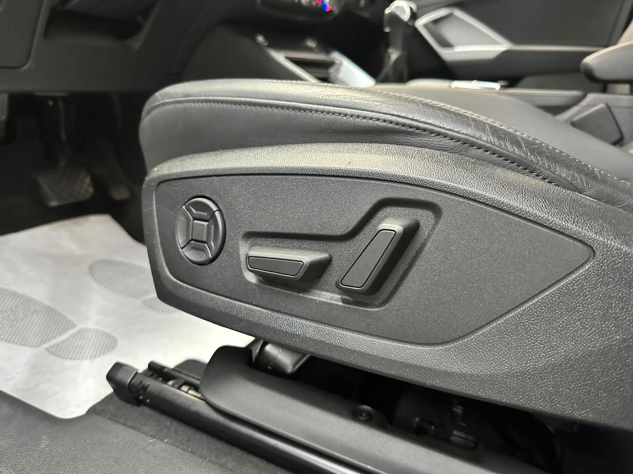 Audi Q3 35 TDI S tronic Business Advanced