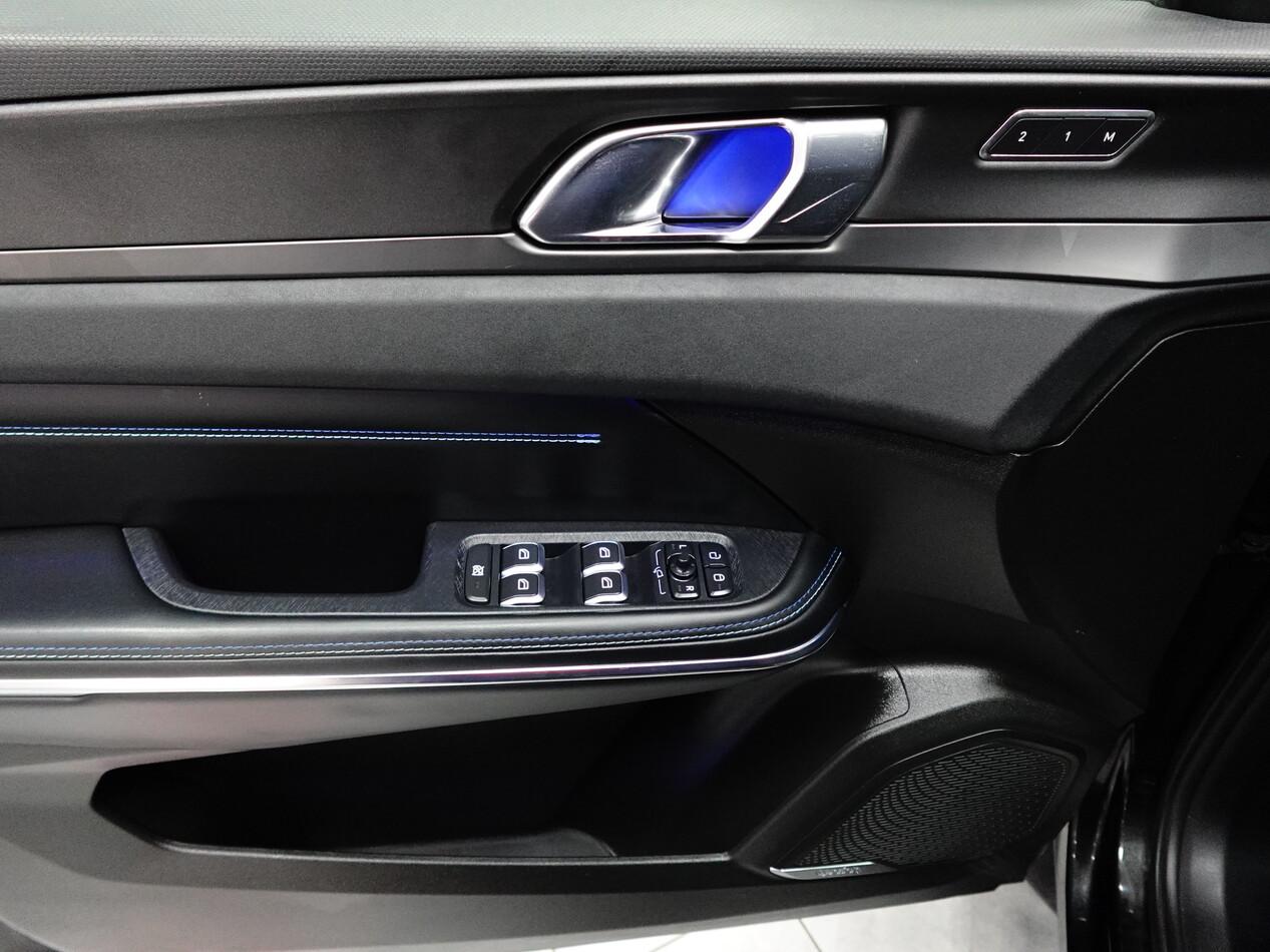 Lynk and Co 01 1.5 BZ 143 CV HEV 01