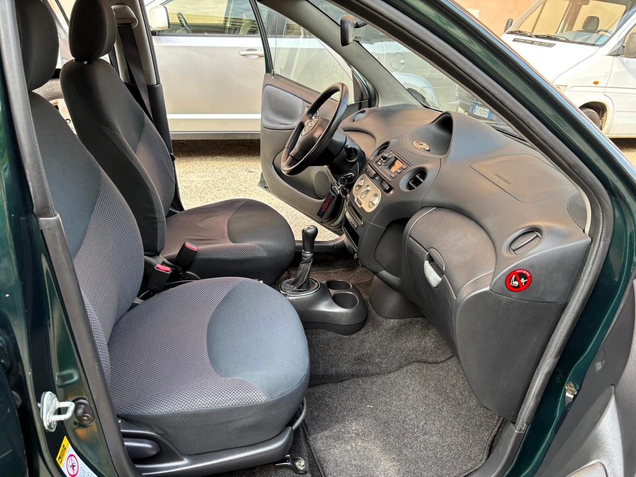 Toyota Yaris 1.4 tdi D-4D cat 5 porte Sol