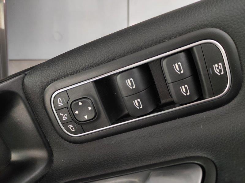 Mercedes-Benz Classe A (W177) - A 180 d Automatic Business Extra