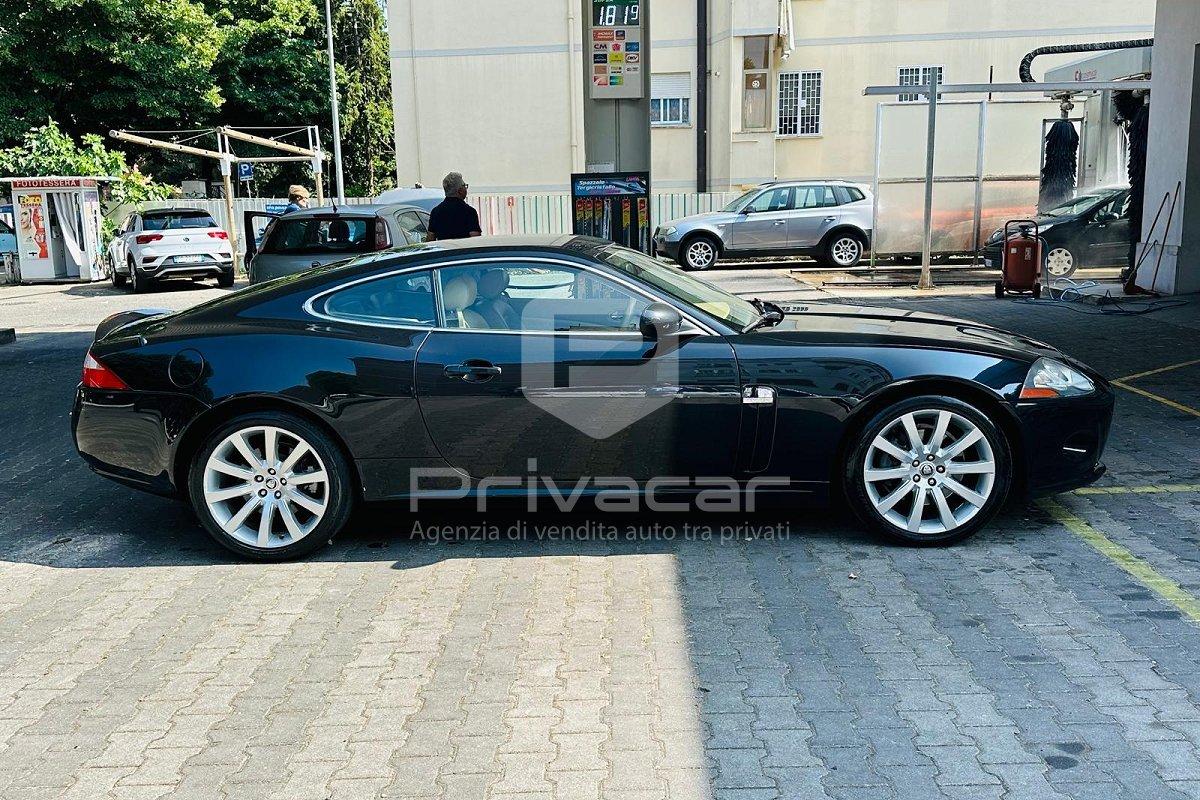 JAGUAR XK 4.2 V8 Coupé