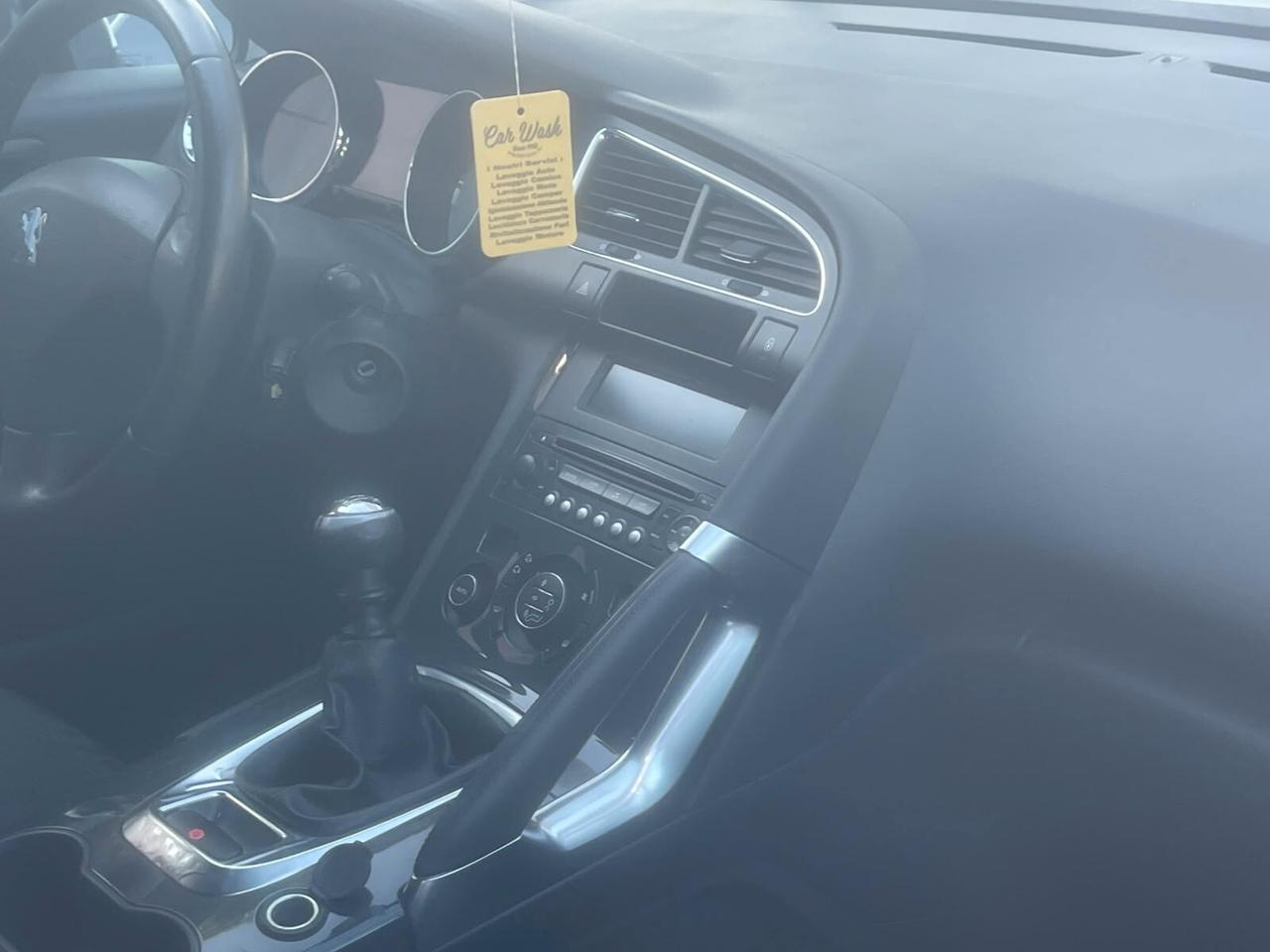 Peugeot 3008 1.6 HDi 112CV Tecno