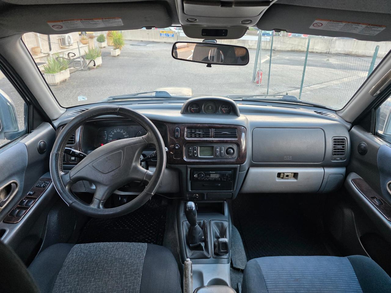 Mitsubishi Pajero Sport 2.5 TDI GLS Target
