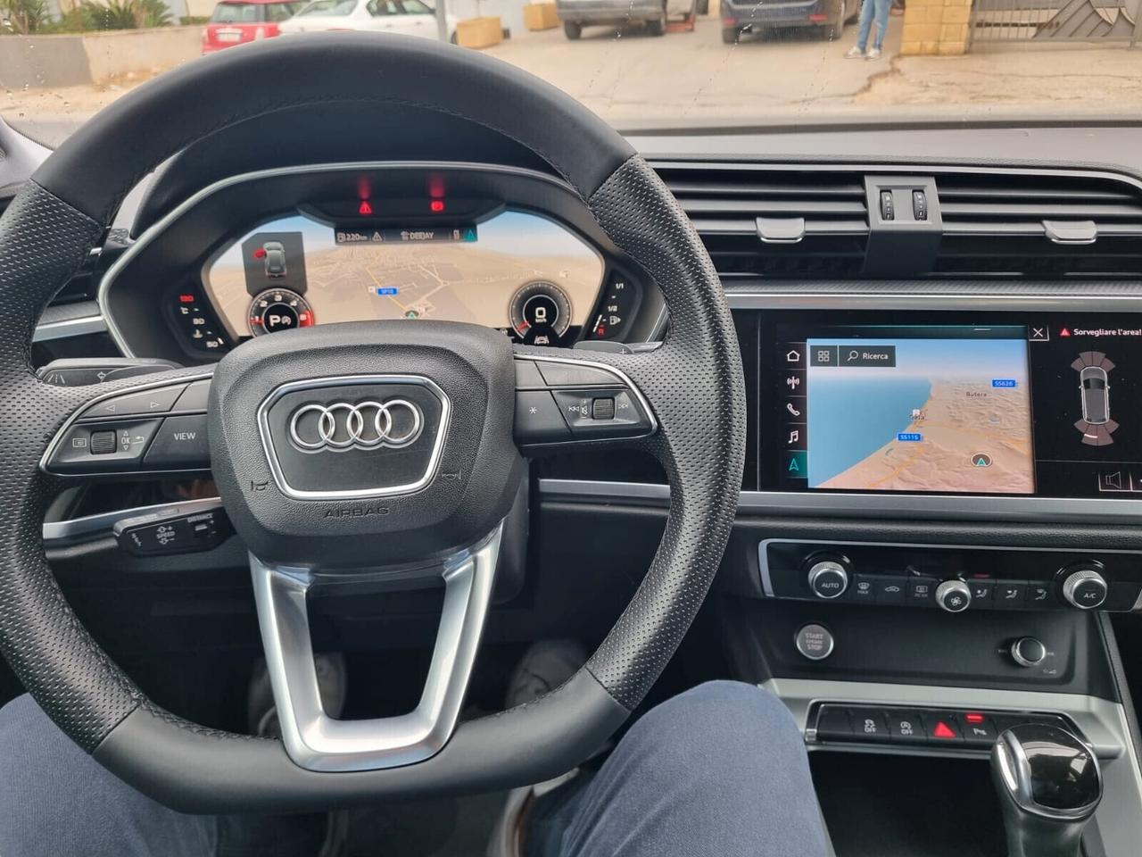 Audi Q3 35 TDI S tronic Business Advanced