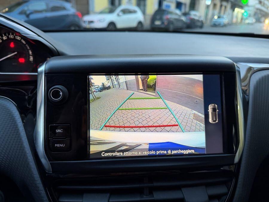 PEUGEOT 208 1.2 82 CV ALLURE CERTIFICATA NUOVA