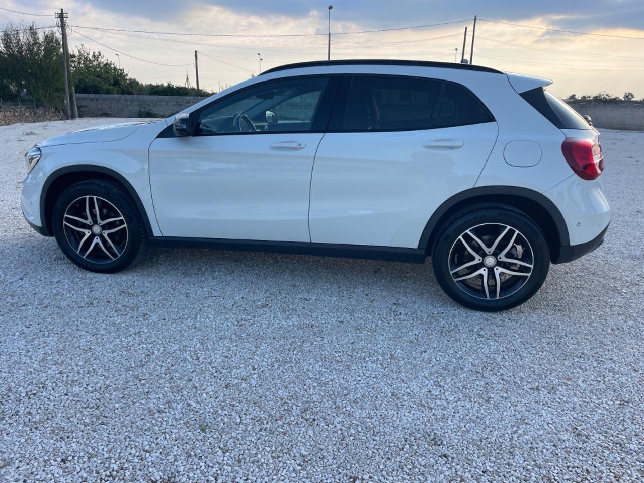 Mercedes-benz GLA 200 GLA 200 d Premium