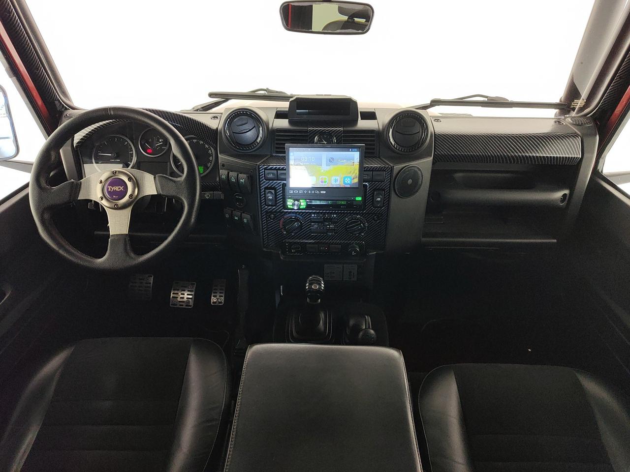 LAND ROVER Defender 90 2.4 td SE SW