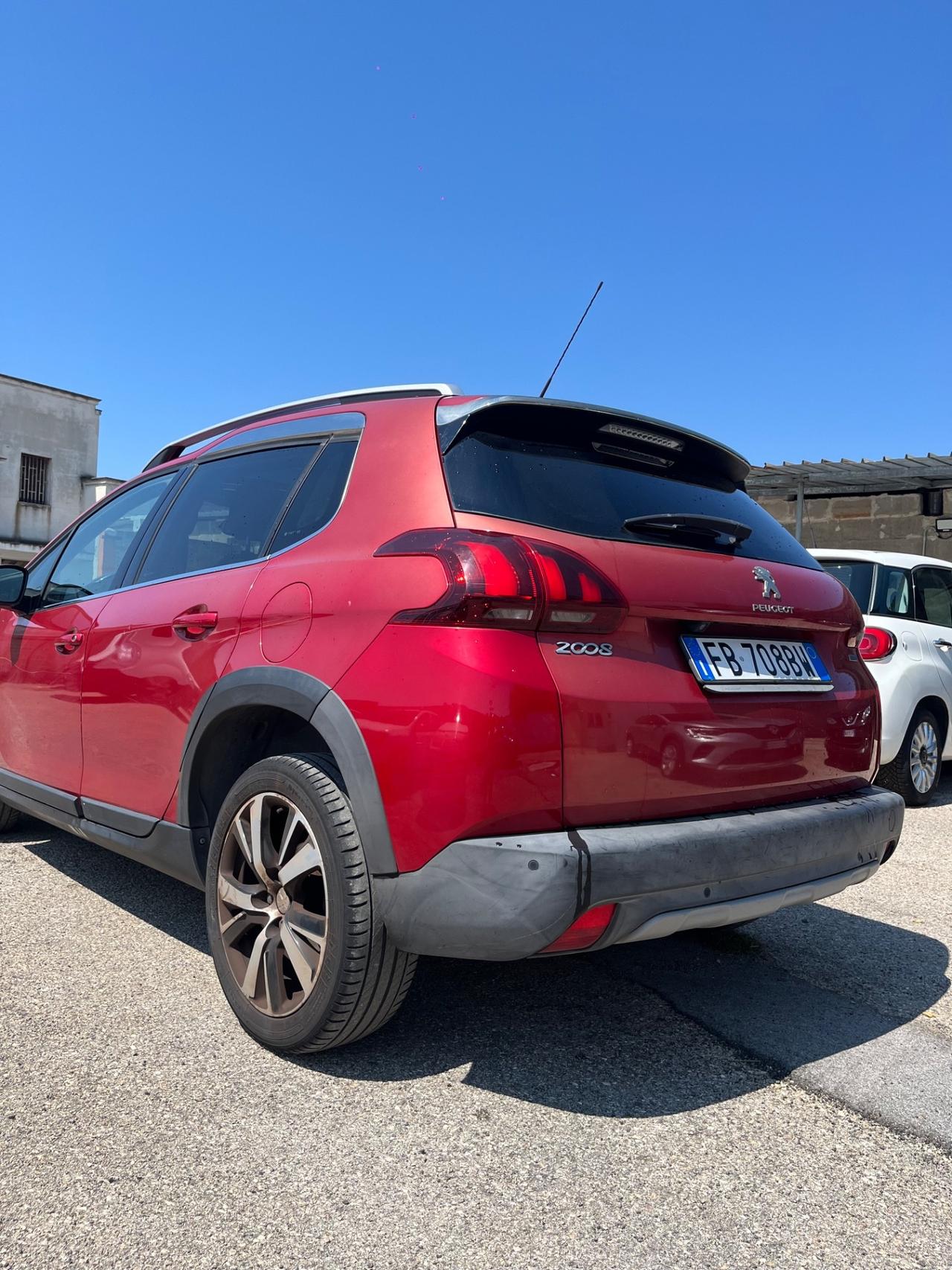 Peugeot 2008 BlueHDi 100 GT Line Unipro 2016