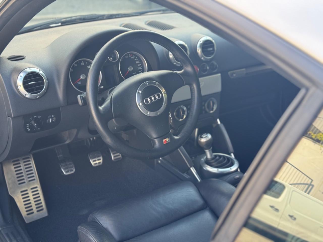 Audi TT Coupé 1.8 T - 180cv - 72.000km - ASI - Unipropr.