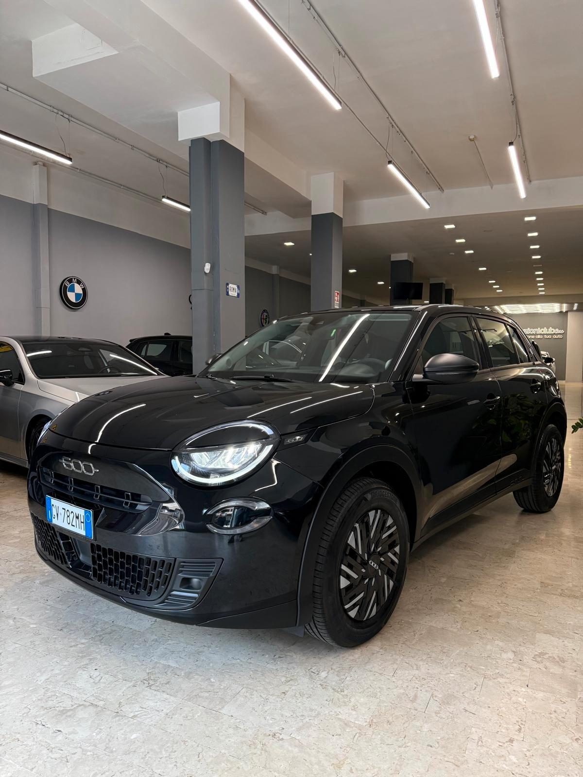 Fiat 600 Hybrid 110 CV DCT MHEV Icon