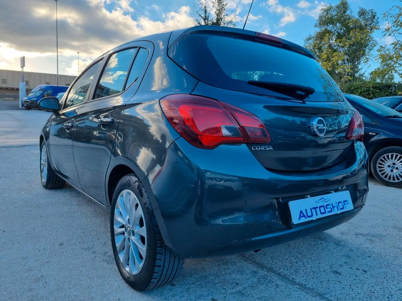 Opel Corsa 1.2 5 portr Advance